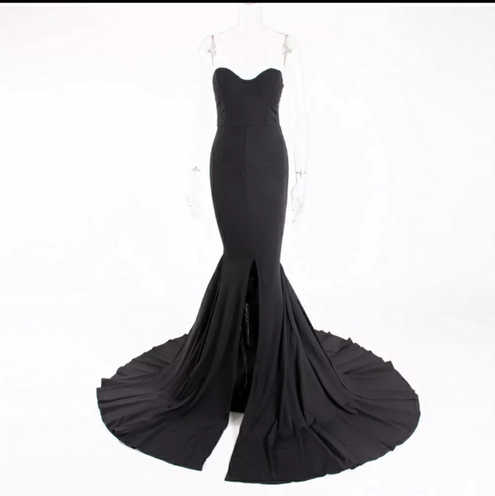 Sexy Strapless Black Dress - Picture 8 of 16